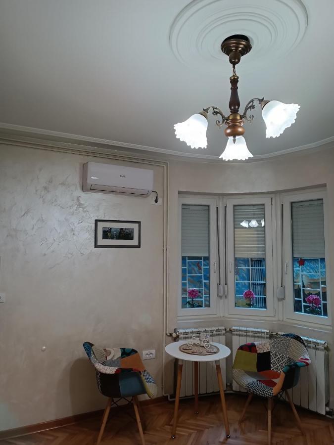 Bohemian Dawn Apartment Belgrade Luaran gambar