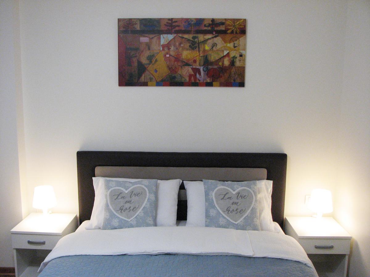 Bohemian Dawn Apartment Belgrade Luaran gambar